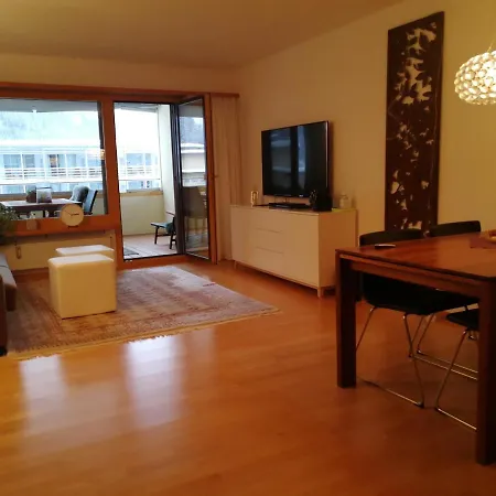 Rose Apartment