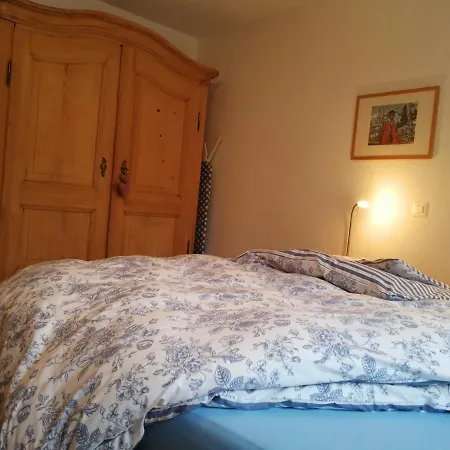 Rose Apartment *